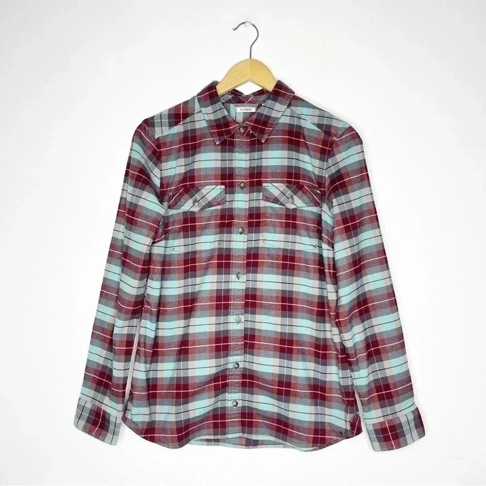 L.L. Bean Women's Long Sleeve Button Up Whisper Lodge Flannel Shirt Size Medium